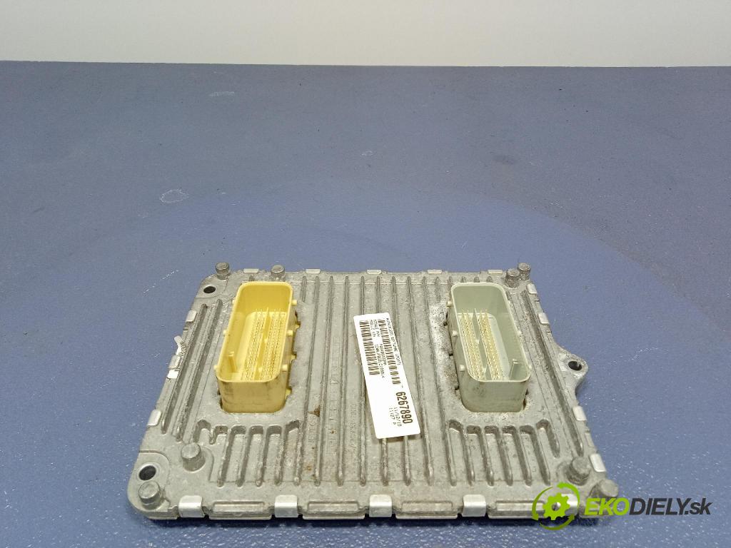 Jeep Grand Cherokee 2020 riadiaca jednotka Motor: 68496222AA