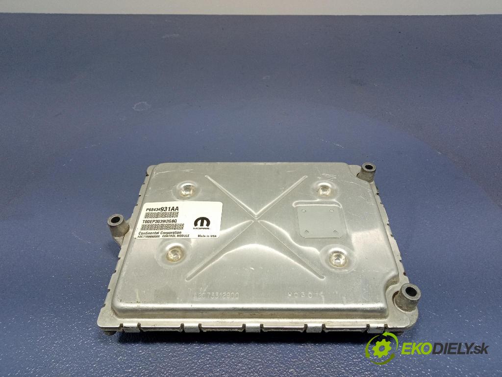 Jeep Grand Cherokee 2020 riadiaca jednotka Motor: 68496222AA