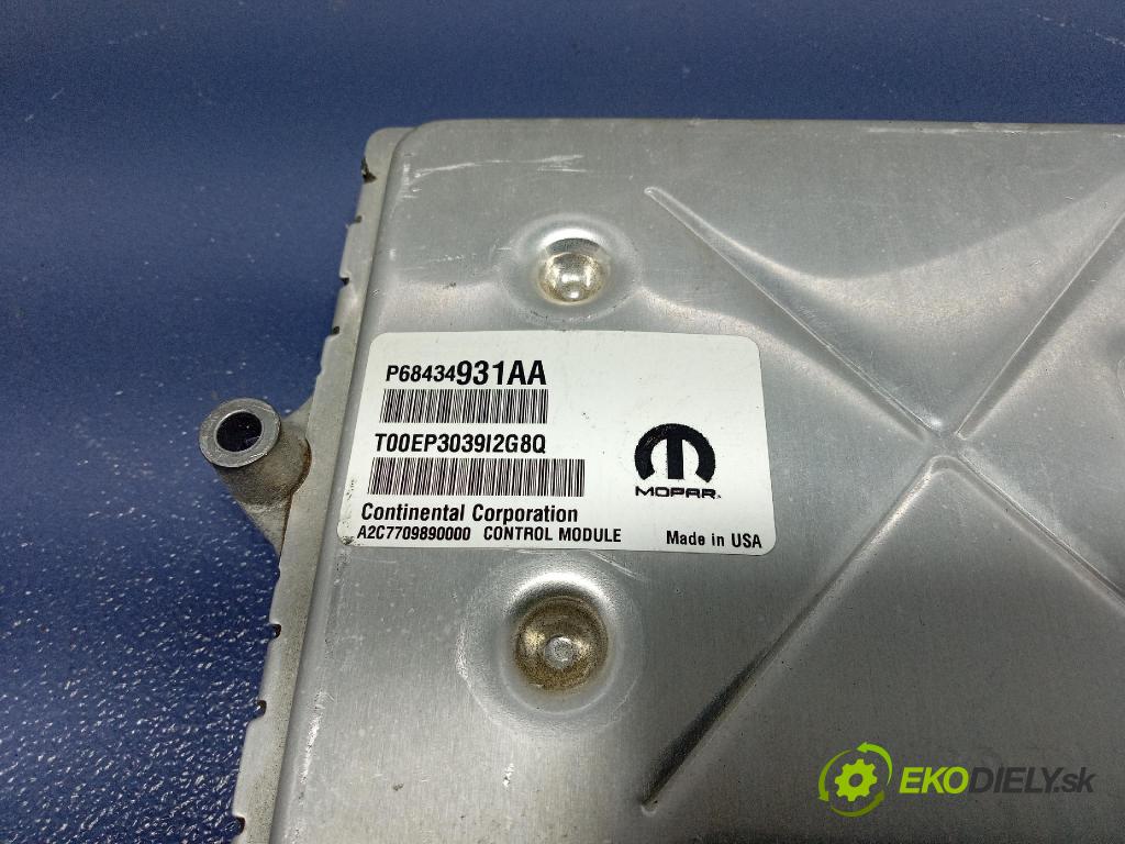 Jeep Grand Cherokee 2020 riadiaca jednotka Motor: 68496222AA