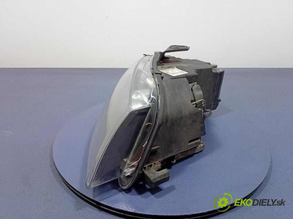 Audi A3 2007 Reflektor: v pravo: 8P0941030