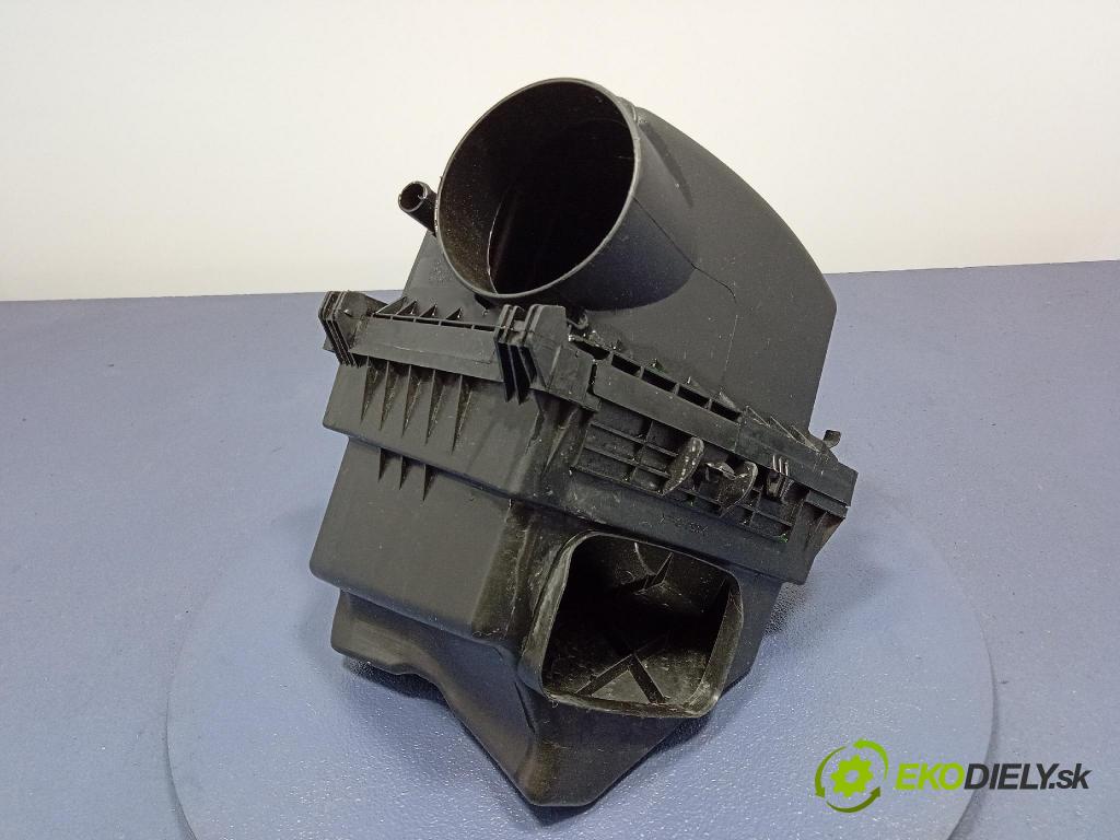 Jeep Grand Cherokee 2020 obal Filtre: Vzduch: 0149004731