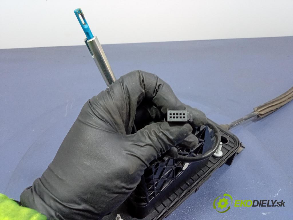 Audi A3 2007 kulisa Změny Ozubené kola: 8P2713025S