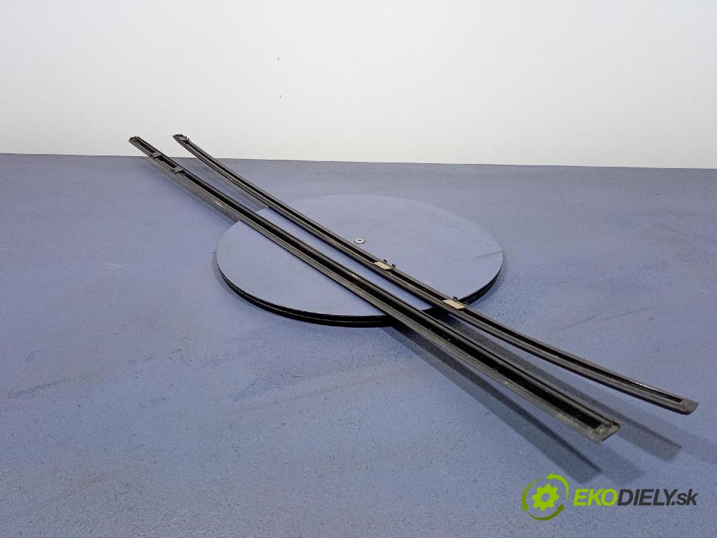 Audi A3 2007 lišta Dekoratívne: