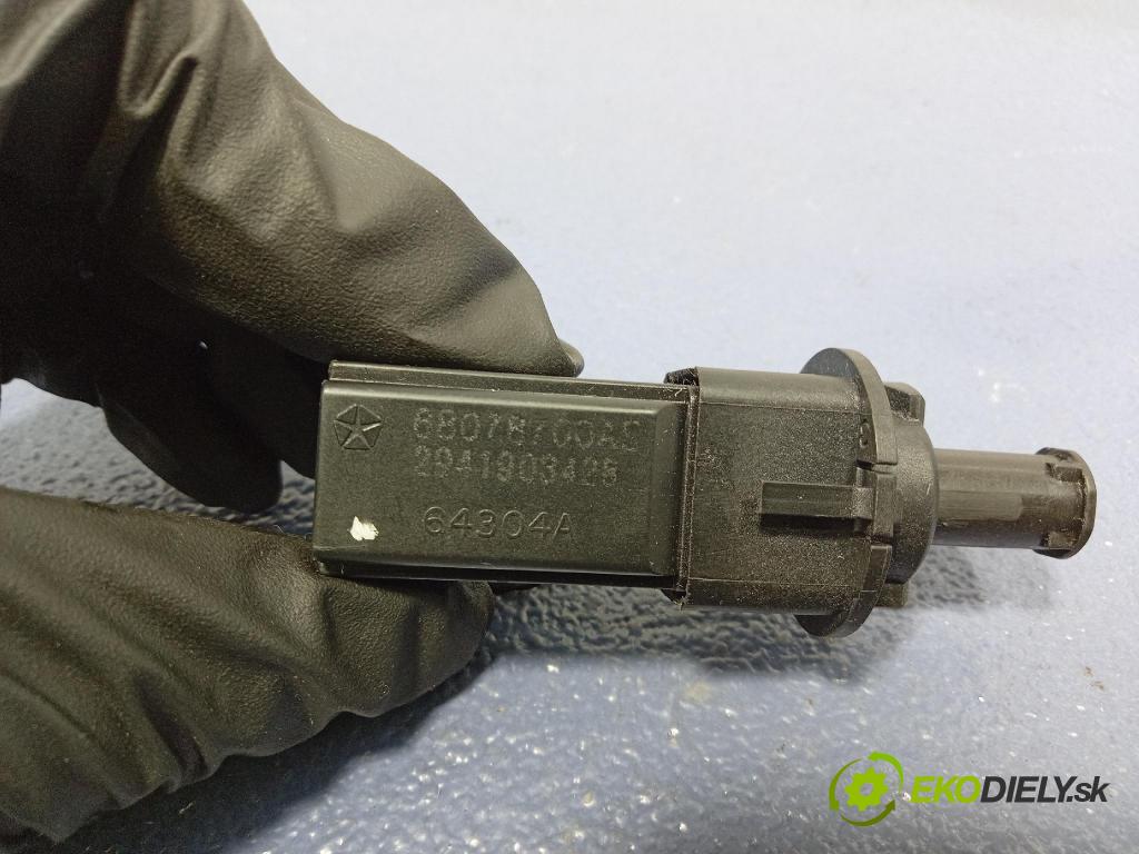 Jeep Grand Cherokee 2020 snímač 68078700AE