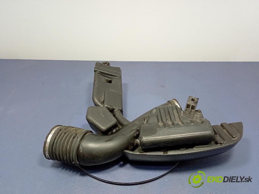 Jeep Grand Cherokee 2020 rúrka Vzduch: 68251622AD