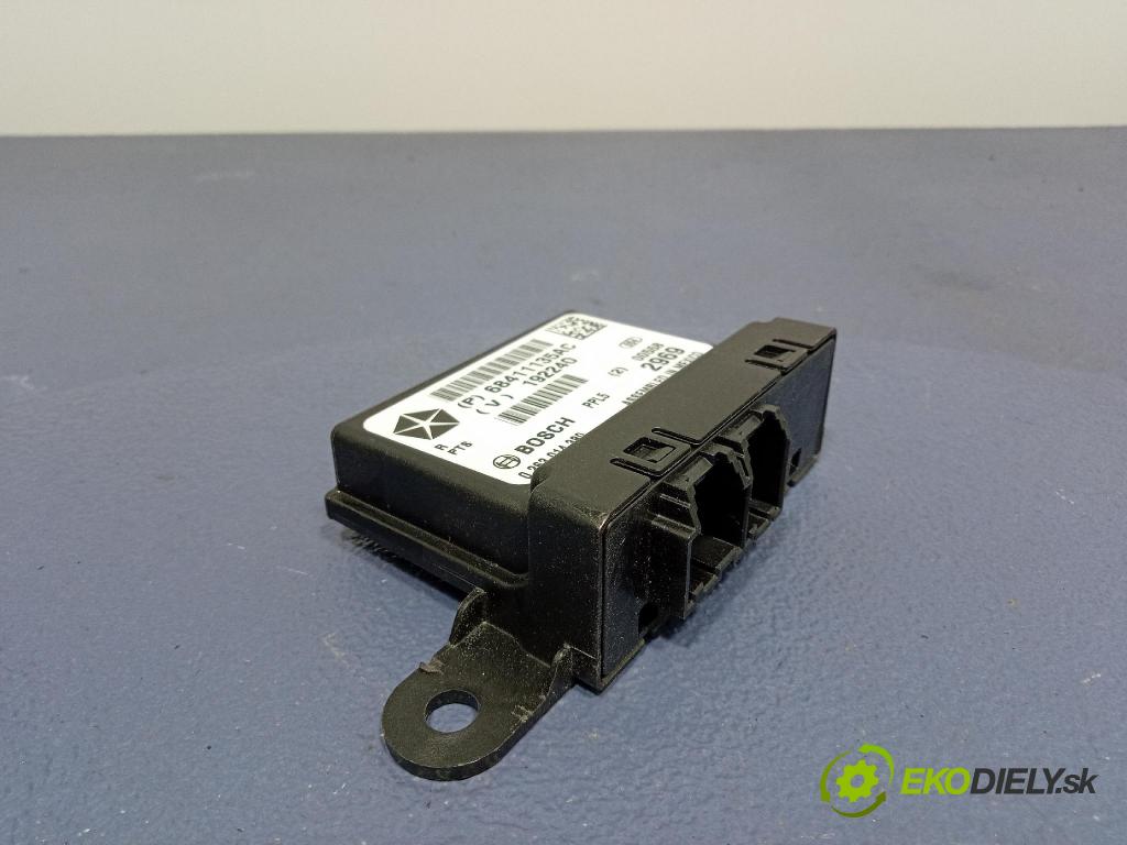 Jeep Grand Cherokee 2020 snímač / řídící jednotka PDC 68411135AC