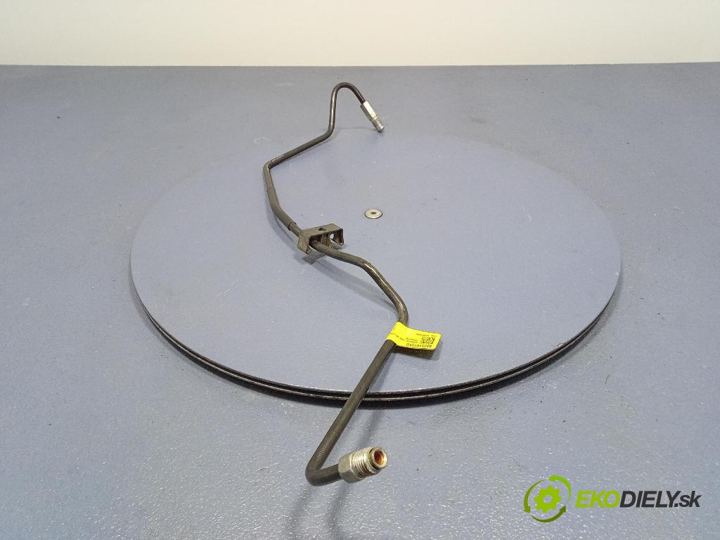 Jeep Grand Cherokee 2020 rúrka Olej 68251912AD