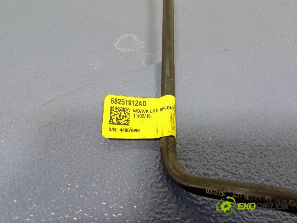 Jeep Grand Cherokee 2020 rúrka Olej 68251912AD