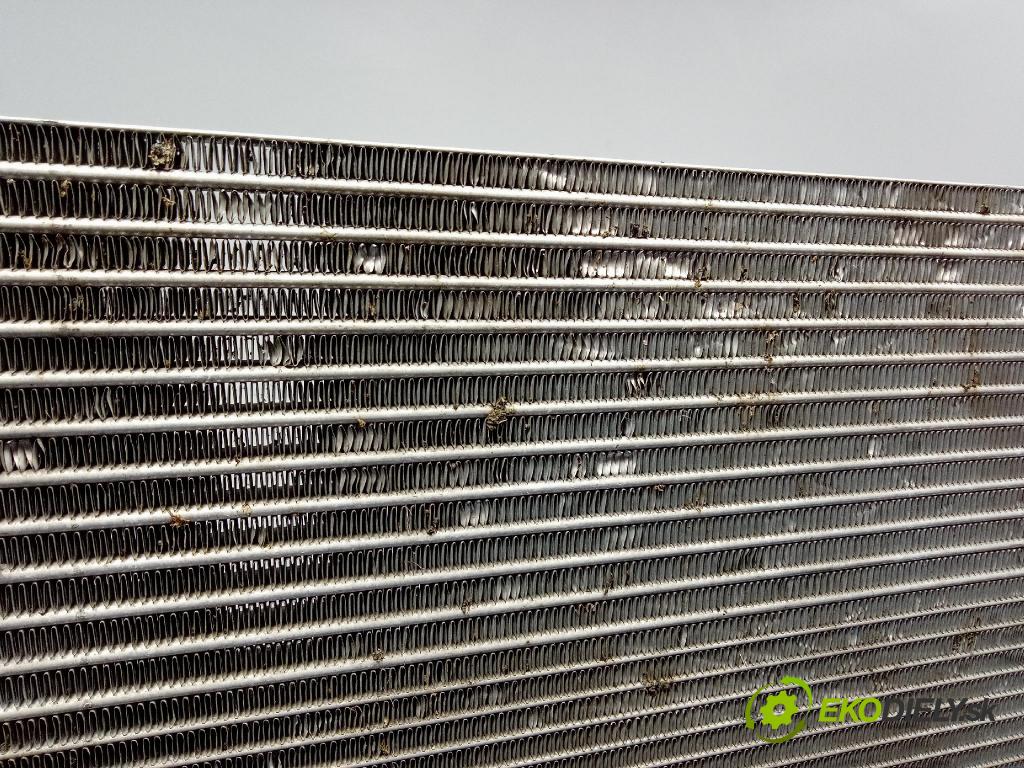 Jeep Grand Cherokee 2020 chladič Klimatizácia: