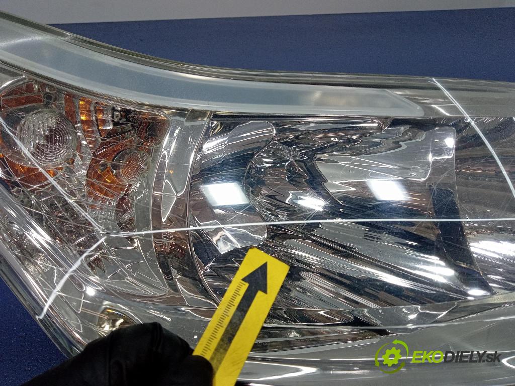 Citroen C4 2008 Reflektor: v pravo: 9684382280