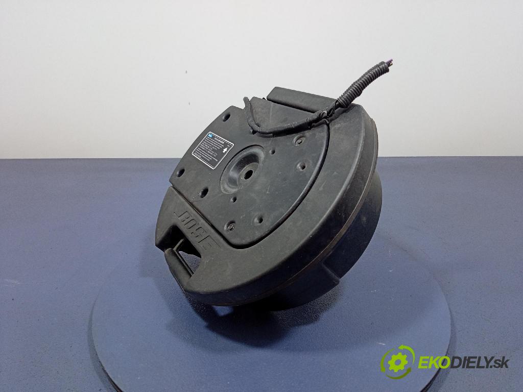 Mazda 6 2005 Mluvčí: / Subwoofer: GJ5A66960