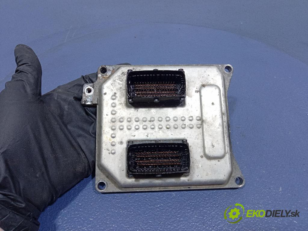 Opel Zafira 2006 riadiaca jednotka Motor: 12992406