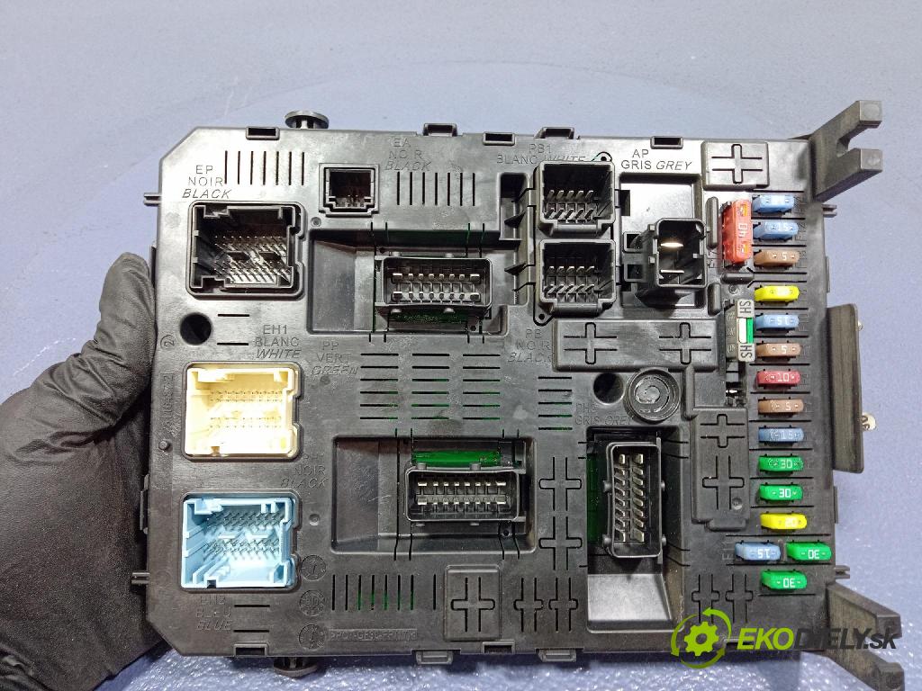 Citroen C4 2008 skrinka Poistky: 9664059180