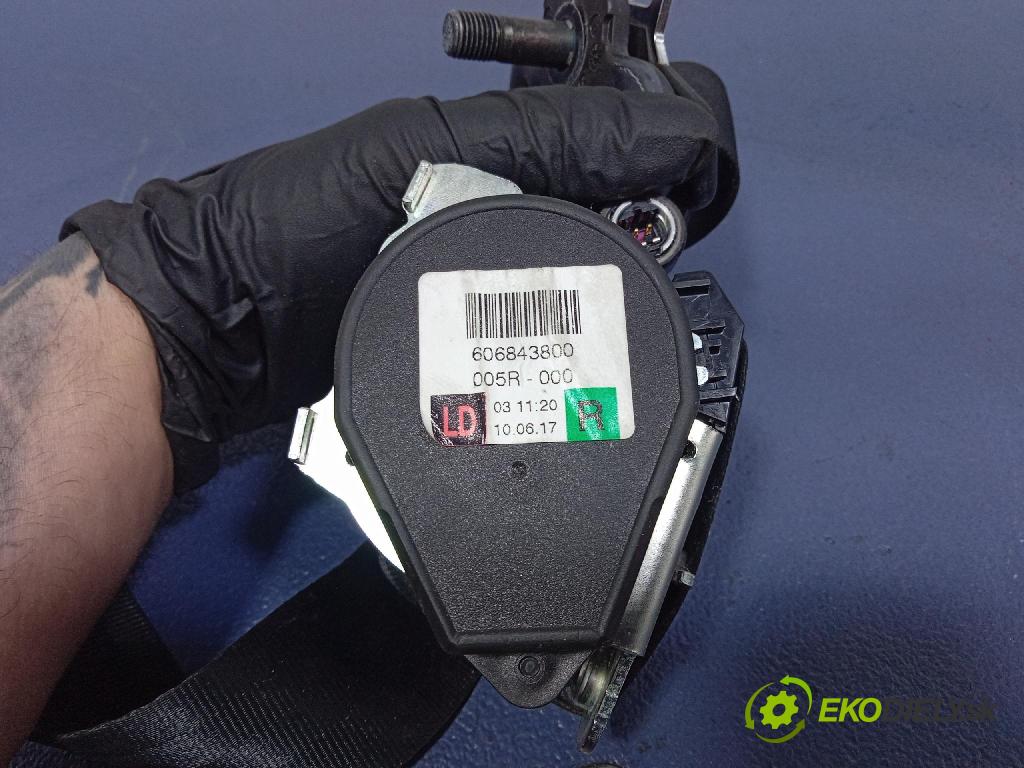 Mitsubishi Colt 2010 Airbag: Řidiči: x 7030A217XB