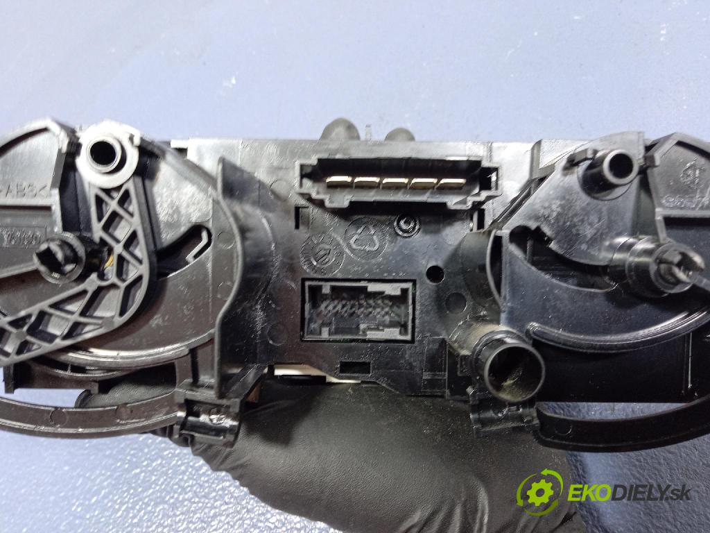 Mitsubishi Colt 2010 prepínač Klimatizácia: Prúd vzduchu: 69657032