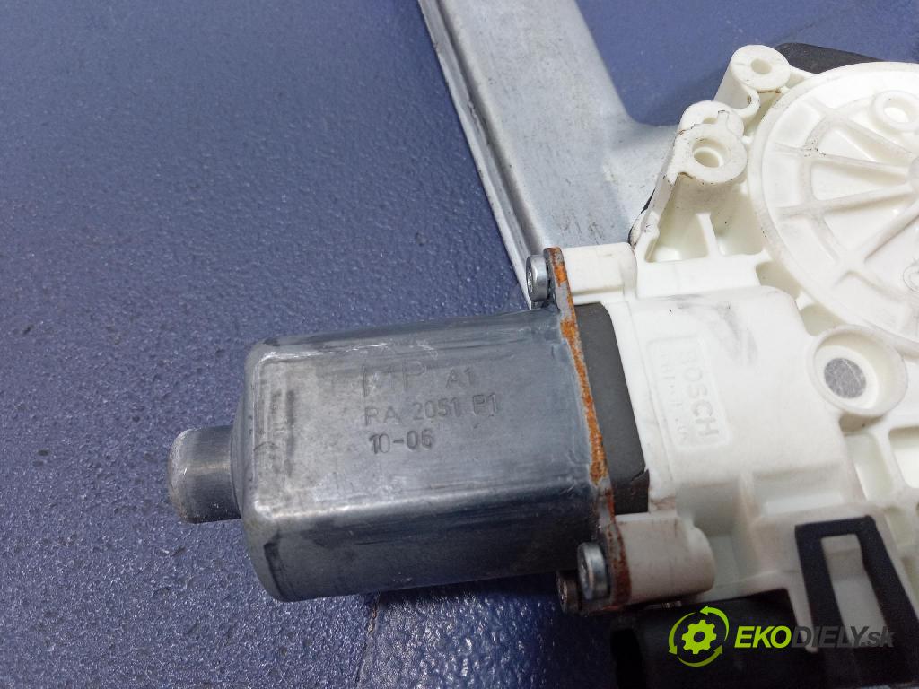 Mitsubishi Colt 2010 mechanizmus okna Okná: Predné Vľavo: 5713A133