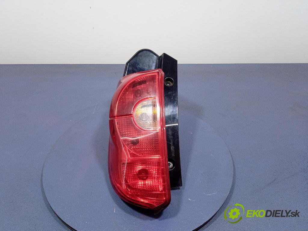 Mitsubishi Colt 2010 svetlo / reflektor zad ľavá Vonkajsia: 8330A479