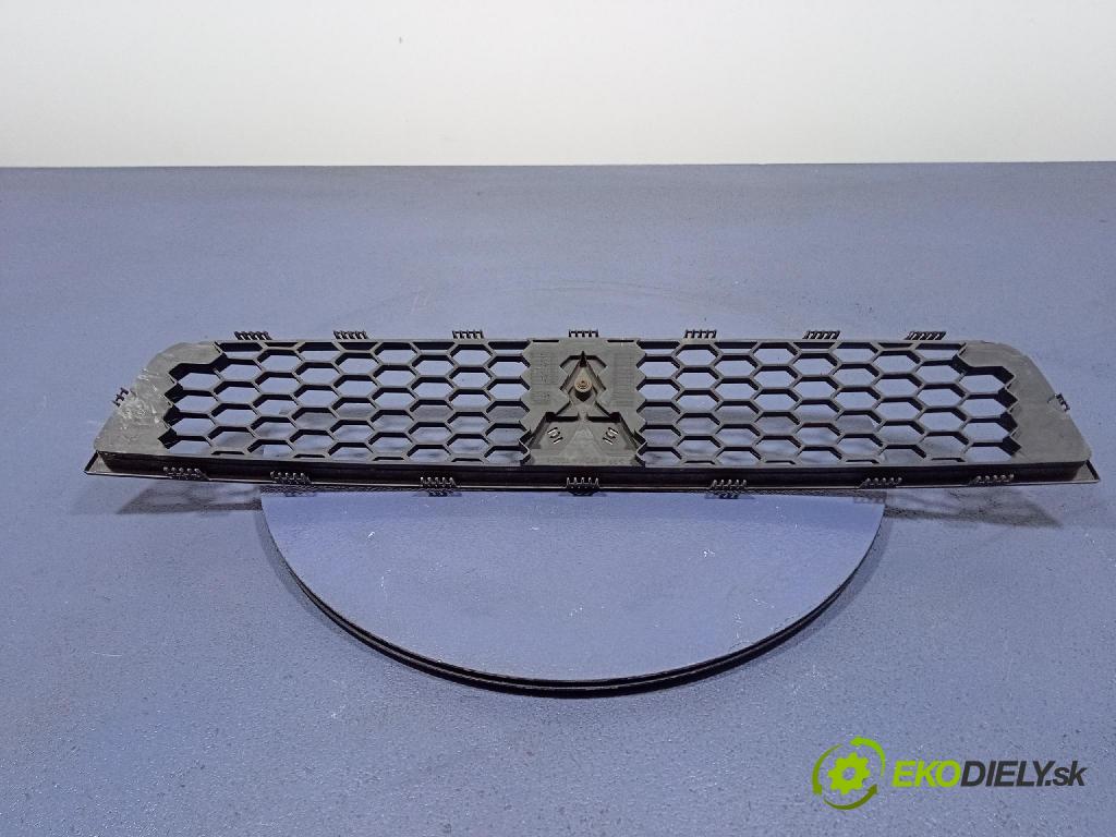 Mitsubishi Colt 2010 miežka / Gril: 7450A457