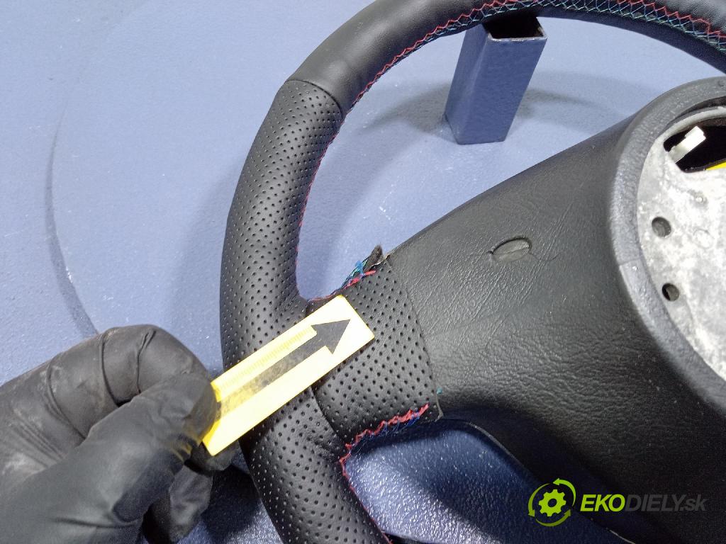 Bmw Seria 3 2002 volant