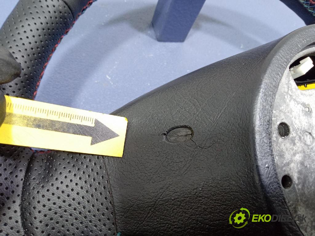 Bmw Seria 3 2002 volant