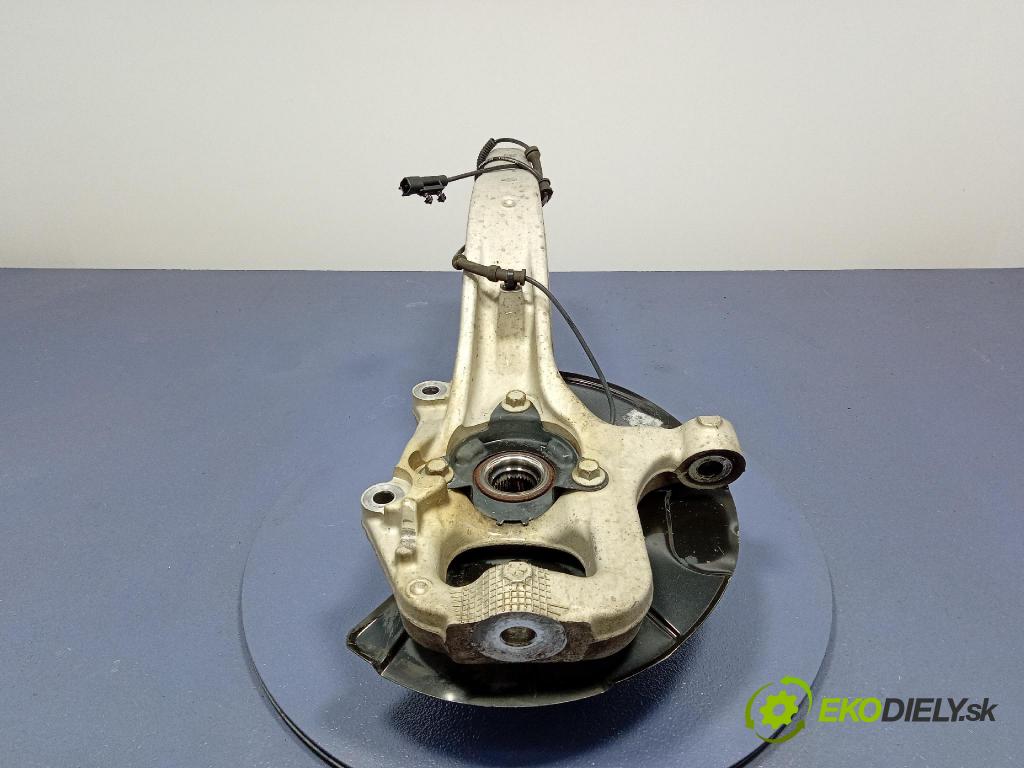 Jeep Grand Cherokee 2020 náboj ľavá 04877713AC