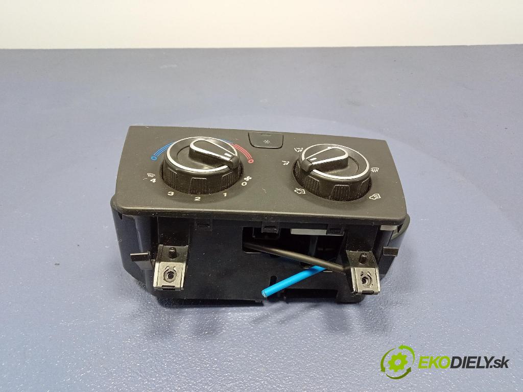 Peugeot Boxer 2014 prepínač Klimatizácia: Prúd vzduchu:
