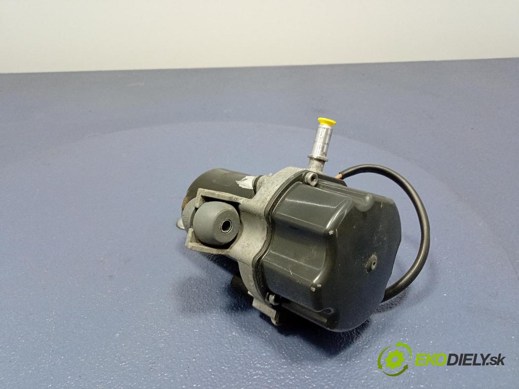 Jeep Grand Cherokee 2020 čerpadlo vakuová