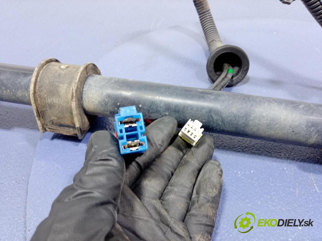 Mitsubishi Colt 2010 Ozubené kolo: volant MR594094