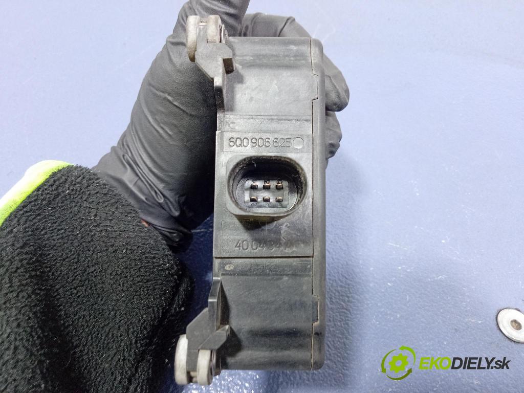 Vw Jetta 2008 ventil Vákuum: 6Q0906625