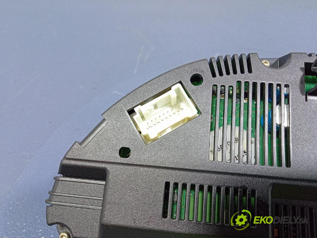 Mercedes A-Klasa 2005 prístrojovka/ budíky A1695405347