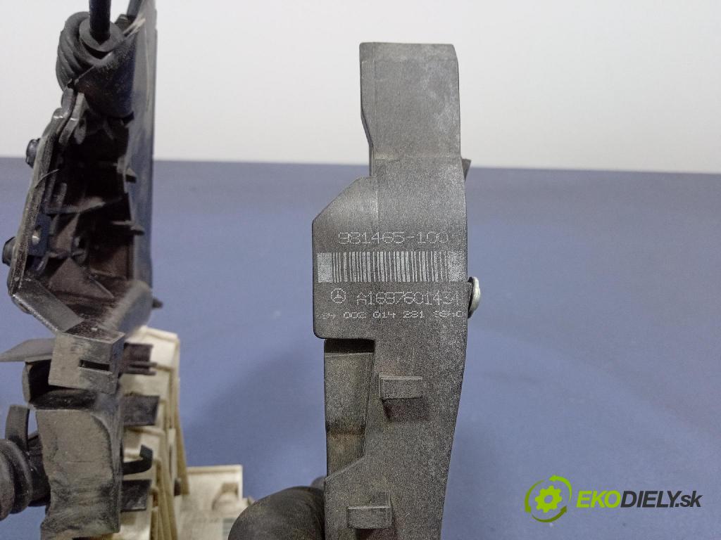 Mercedes A-Klasa 2005 zámok dvere Predné v pravo: 1697202835