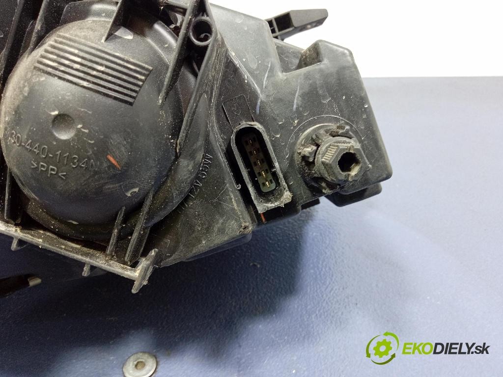 Mercedes A-Klasa 2005 Reflektor: Vľavo: 440-1144L