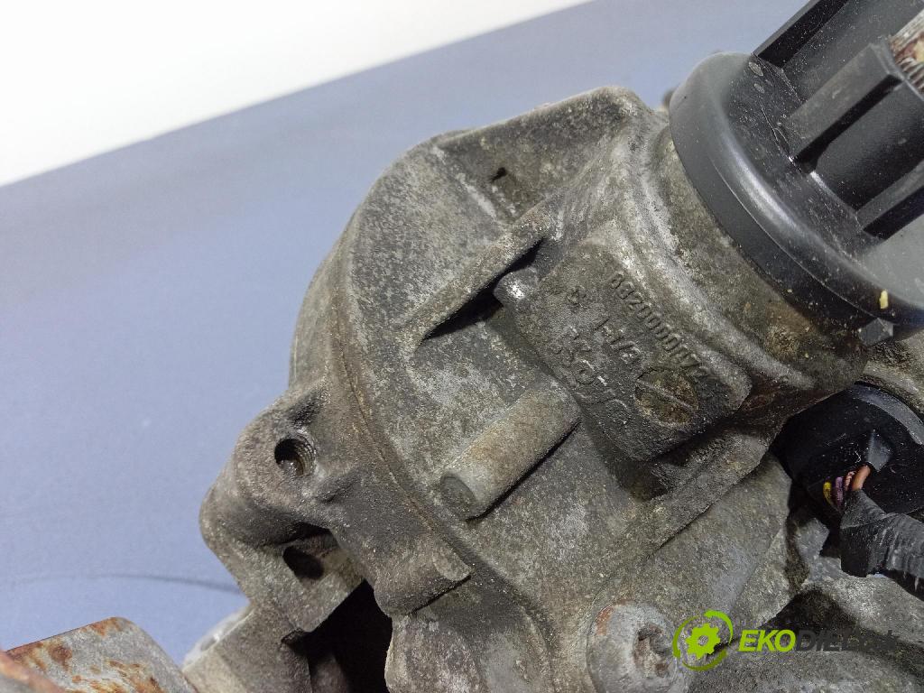 Mercedes A-Klasa 2005 řízení volantu 6820000067