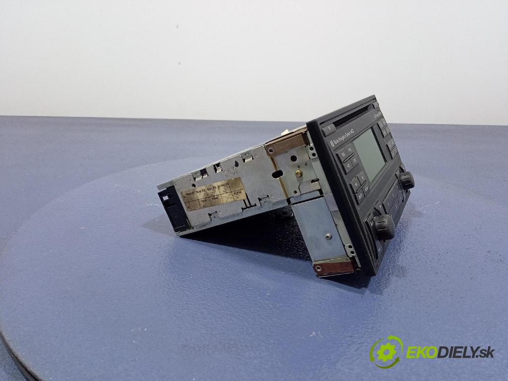 Vw Passat 2002 Radio I Navigácia: 1J0035191A