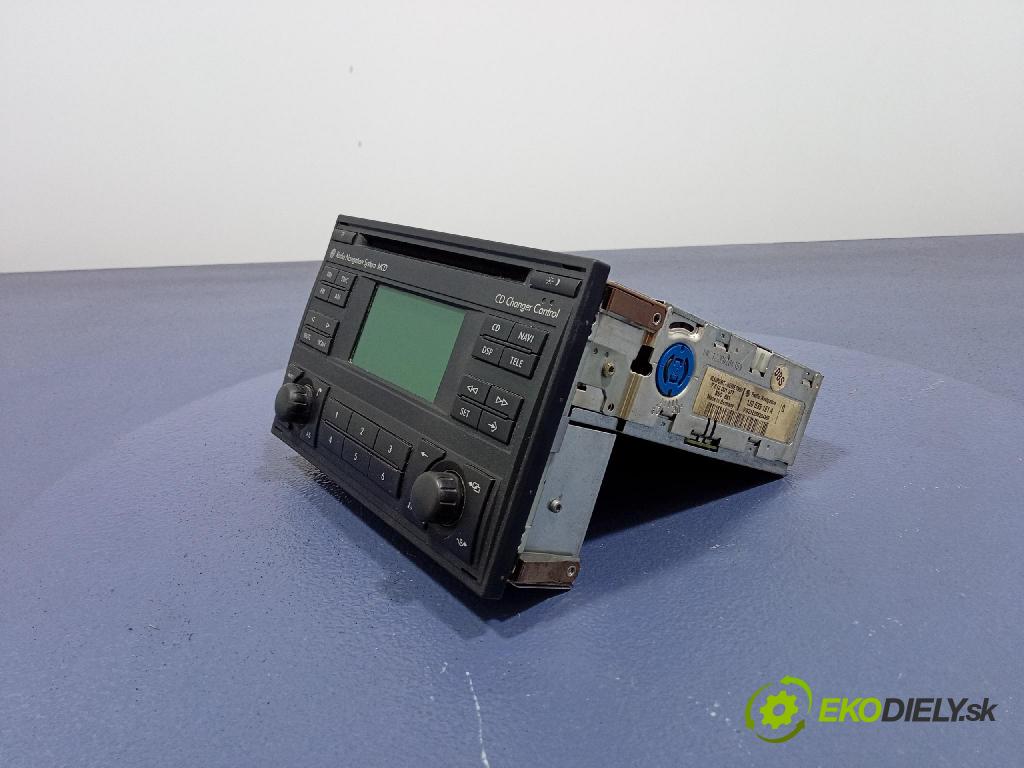 Vw Passat 2002 Radio I Navigácia: 1J0035191A
