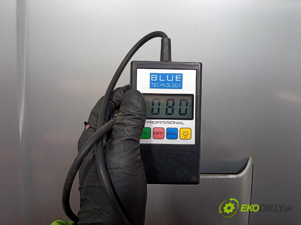 Kia Retona 2000 kapota přední: