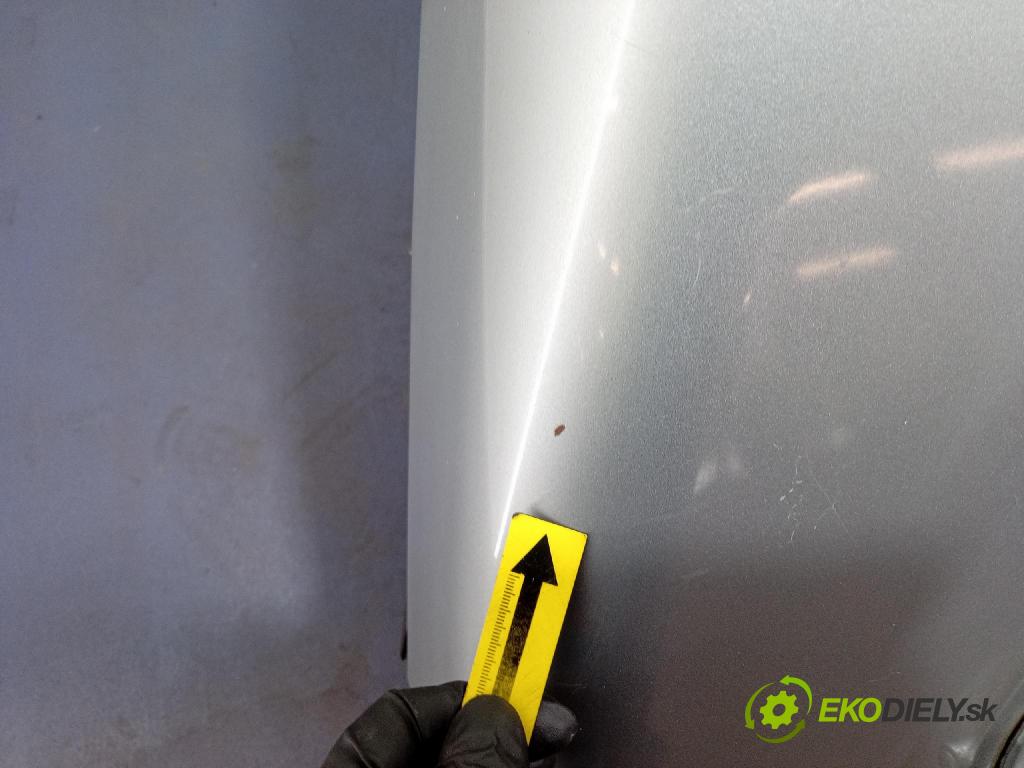 Kia Retona 2000 kapota přední: