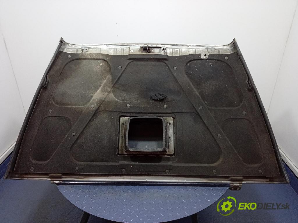 Kia Retona 2000 kapota přední: 