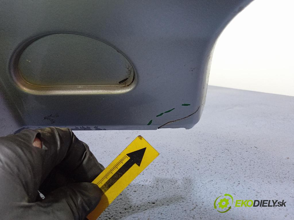 Kia Retona 2000 miežka / Gril: