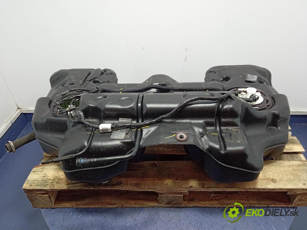 Jeep Grand Cherokee 2020 Nádrž: paliva 68373332AD