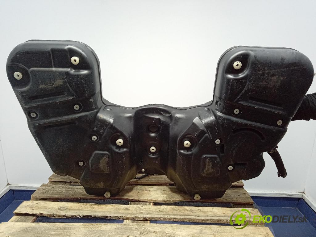 Jeep Grand Cherokee 2020 Nádrž: paliva 68373332AD