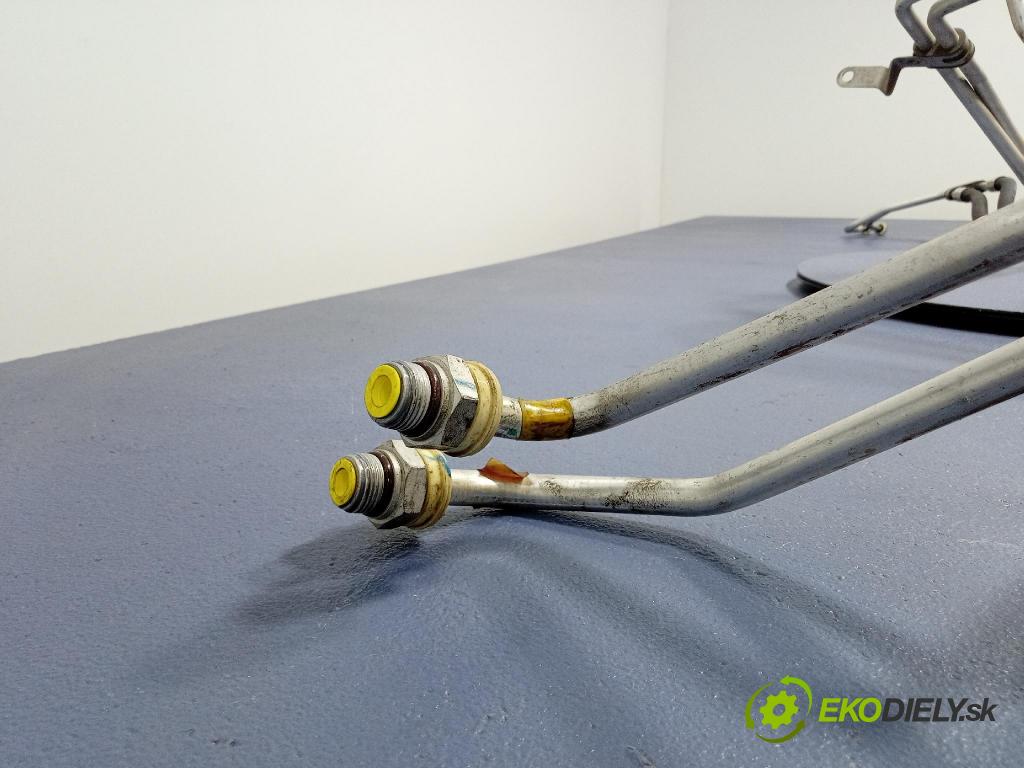 Jeep Grand Cherokee 2020 rúrka Olej 68244058AB