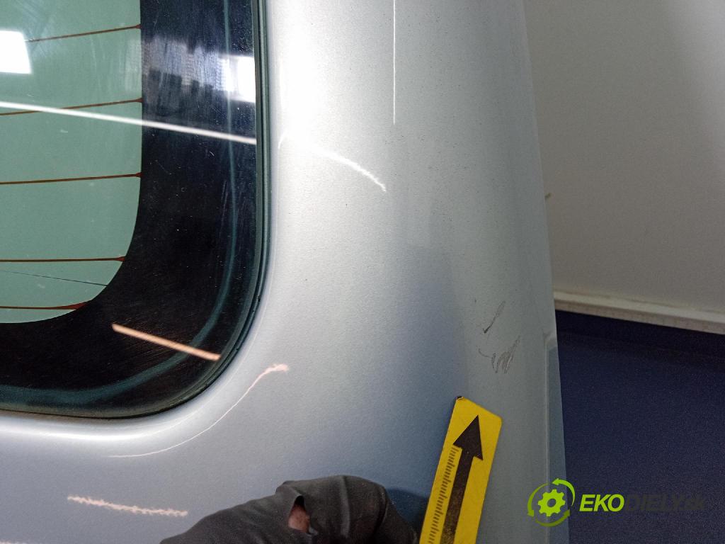 Peugeot Partner 2005 zadna dveře kufra: kufra: