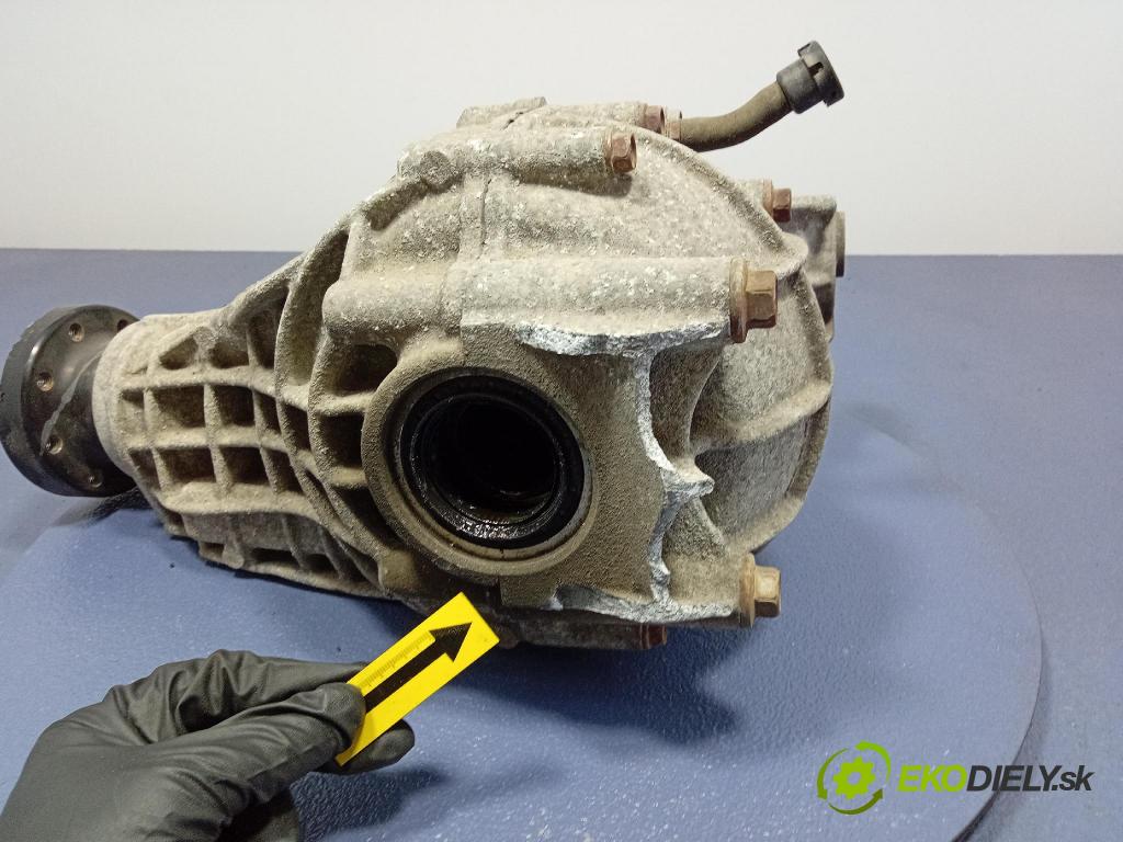 Jeep Grand Cherokee 2020 Most: Zadný: 68378937AA