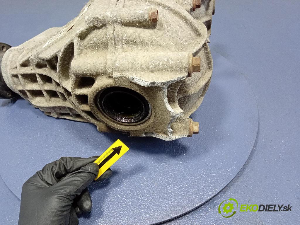 Jeep Grand Cherokee 2020 Most: Zadný: 68378937AA