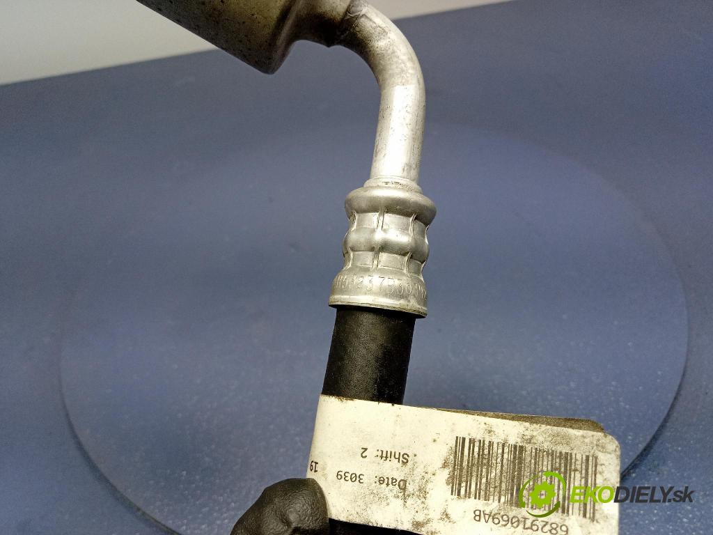 Jeep Grand Cherokee 2020 rúrka Olej 68291069AB