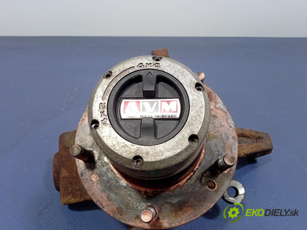 Kia Retona 2000 náboj ľavá 