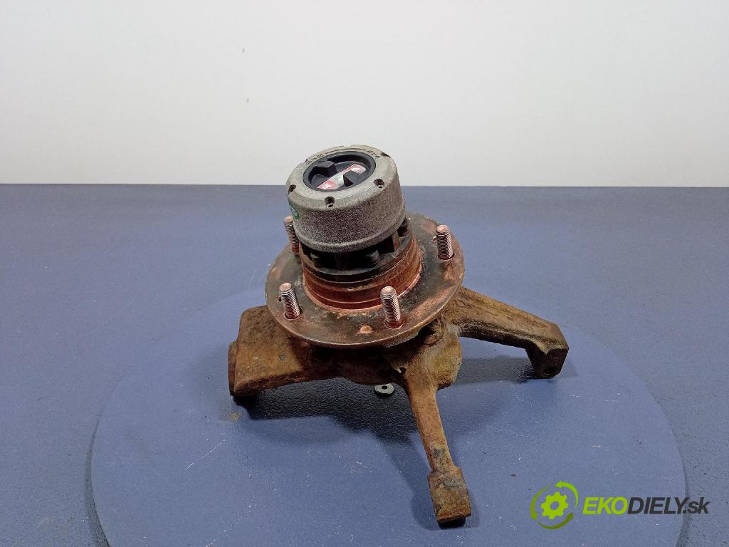 Kia Retona 2000 náboj Prava: