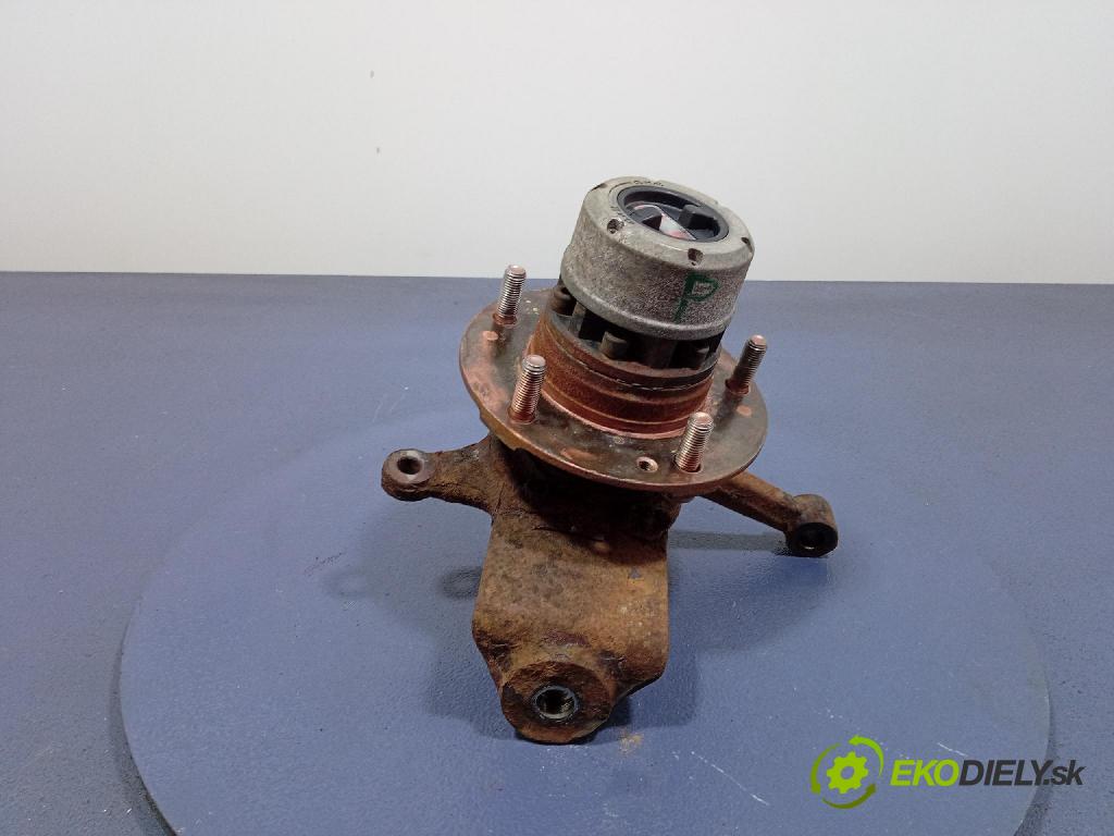 Kia Retona 2000 náboj Prava: