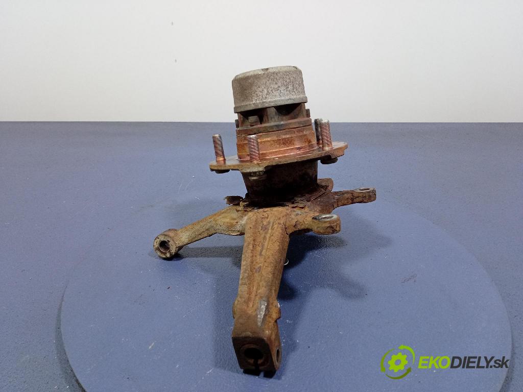 Kia Retona 2000 náboj Prava: